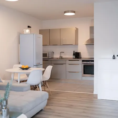 Modernes Nahe Zentrum *