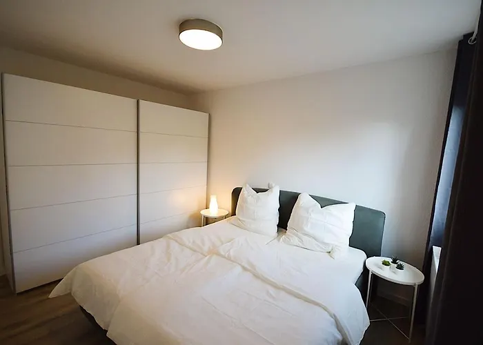 Modernes Nahe Zentrum Apartament