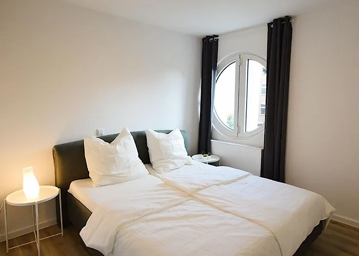 Modernes Nahe Zentrum Apartamento *